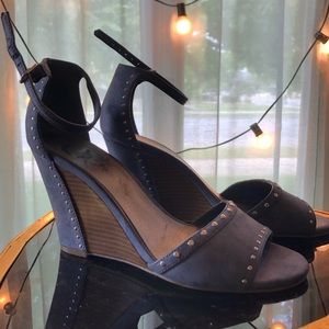 G by Guess Denim blue suede wedges